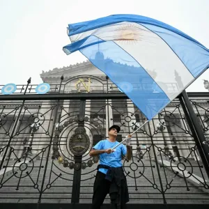 مجلس الشيوخ في الأرجنتين يوافق على مشروع قانون مايلي للإصلاح الاقتصادي