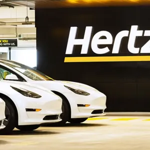 استقالة رئيس شركة هيرتز، واحدة من أكبر شركات تأجير السيارات في أمريكا، بعد الفشل الذريع لاستراتيجية شراء السيارت الكهربائية