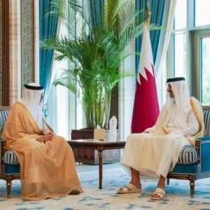 سمو أمير دولة قطر يستقبل وزير الخارجية