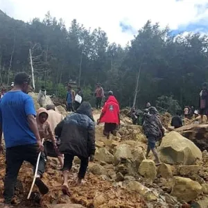 فقدان 2000 شخص جراء انزلاق التربة في بابوا غينيا الجديدة