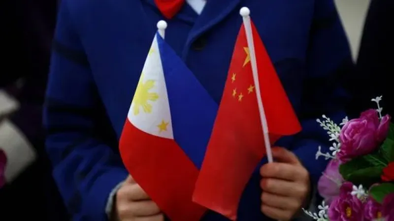 الفلبين تستدعي دبلوماسياً من بكين على خلفية توتر ببحر الصين الجنوبي