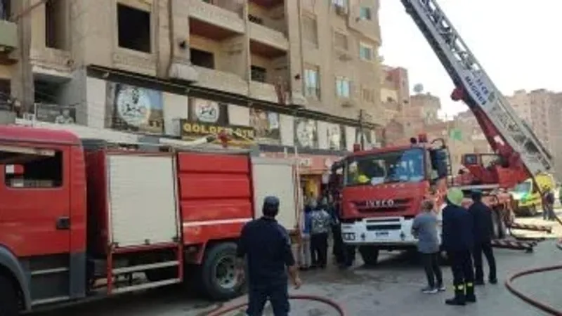 إخماد حريق داخل شقة سكنية فى إمبابة دون إصابات