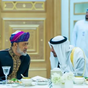 تكريماً لجلالة السلطان .. رئيس الإمارات يقيم مأدبة عشاء رسميّة بقصر الوطن