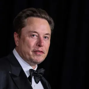 أسهم Tesla تقفز بنسبة 12% بعد إعلان إيلون ماسك عن بدء إنتاج سيارات كهربائية جديدة بأسعار معقولة بحلول 2025