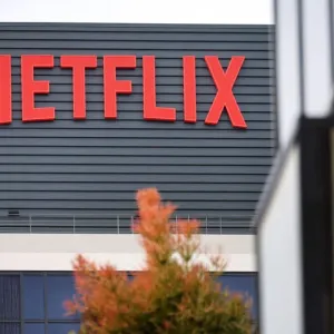 Netflix تضم 40 مليون مشترك شهرياً في النسخة المدعومة بالإعلانات