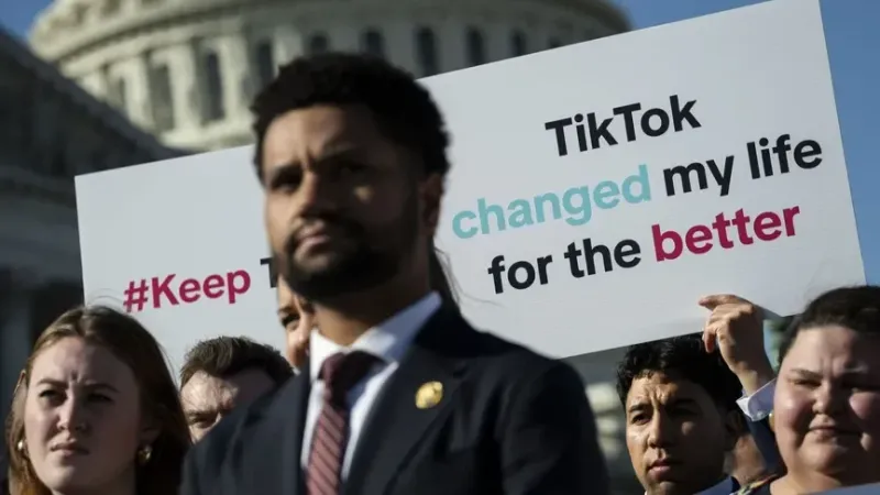 تيك توك يندد بمحاولة حظره في أميركا: سحق لحرية التعبير