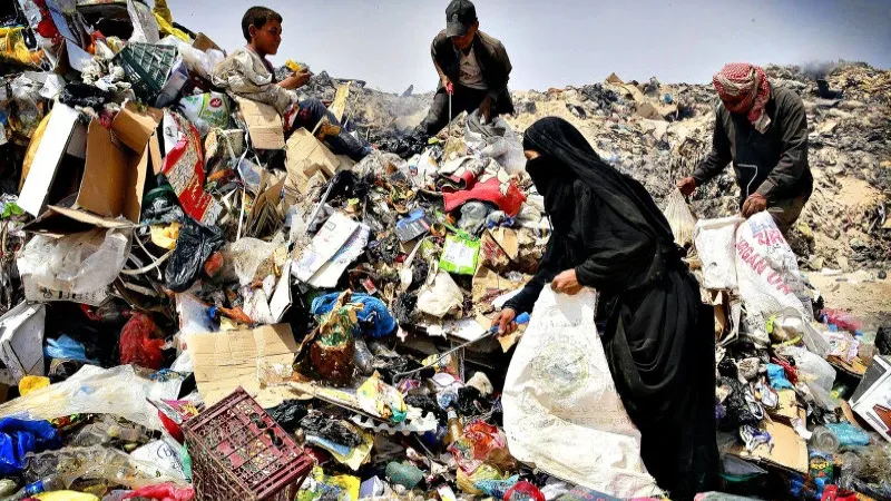 كم تبلغ كمية النفايات التي تفرزها بغداد يوميًا؟