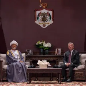 جلالة السلطان يلتقي الملك عبدالله في مقر إقامته ويزور متحف الأردن
