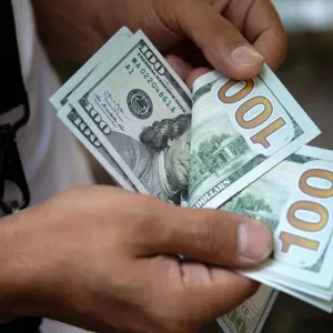 شركات الصرافة الحكومية تجمع 10.5 مليار جنيه من تنازلات العملات الأجنبية في مصر خلال شهر واحد