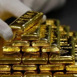 الذهب يحلق لمستوى تاريخي جديد فوق 2440 دولارا للأونصة