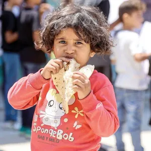 مسؤولون إغاثيون دوليون: انتظار إعلان المجاعة رسمياً يهدد أرواح الغزيين