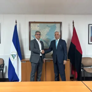 وزير الدولة للشؤون الخارجية يجتمع مع وزير الصناعة والتجارة في نيكاراغوا