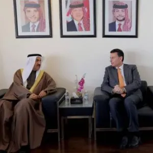 غباش والصفدي يبحثان تعزيز العلاقات البرلمانية الإماراتية - الأردنية