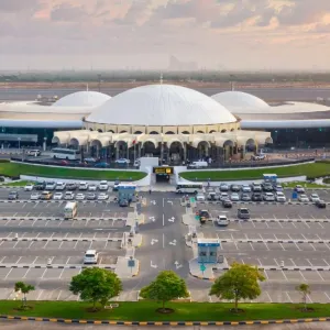 «هيئة مطار الشارقة» تستعرض أحدث مشاريعها بسوق السفر العربي