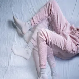7 أسباب لآلام الساقين أثناء النوم- متى تشير لحالة خطيرة؟