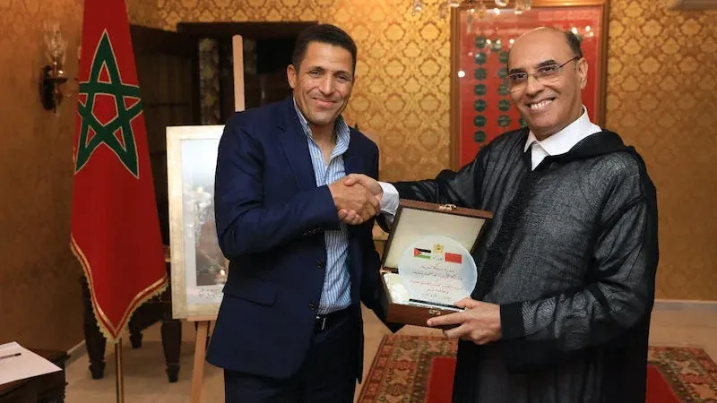 سفارة المغرب في عمان تكرم عموتة