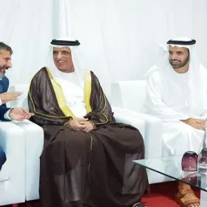 بالفيديو.. سعود بن صقر يضع حجر الأساس لمصنع "جلاس تكنولوجي" في رأس الخيمة