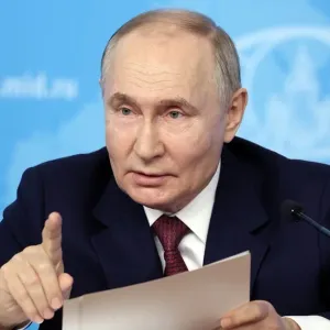 كولونيل أمريكي متقاعد: بوتين أكثر زعماء العالم حكمة وواقعية وعقلانية