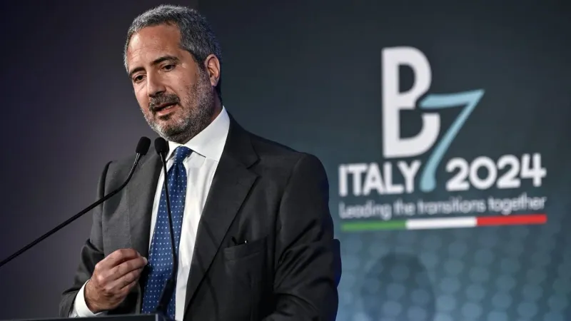 «فينكانتيري» الإيطالية لبناء السفن تعلن توسيع تعاونها مع السعودية