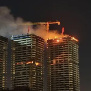 بعد حريق مصفى النفط.. اندلاع حريق كبير في مشروع سكني بأربيل (فيديو)