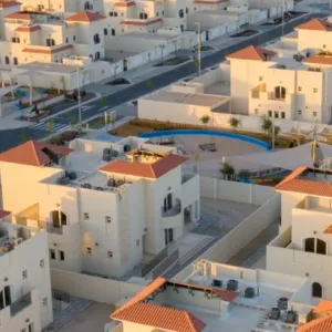 أبوظبي للإسكان تشكل لجنة للبت في طلبات المواطنين المتصرفين بالمنح السكنية