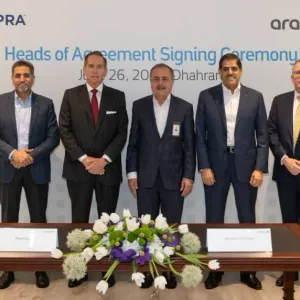 اتفاقية مبدئية بين أرامكو و"سيمبرا" لحقوق ملكية وشراء الغاز المسال لمشروع بورت آرثر