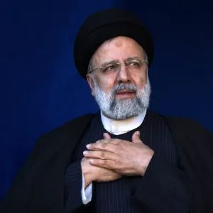 الرئيس الإيراني: عقيدتنا تمنعنا من حيازة السلاح النووي لا العقوبات