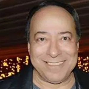 “العمدة”.. وفاة الممثل المصري صلاح السعدني