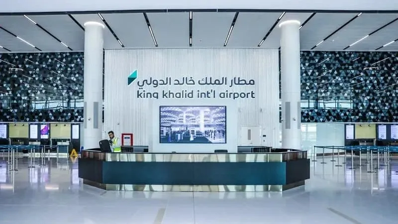 مطار الملك خالد الدولي الأول عالميًا في التزامه بمواعيد الرحلات