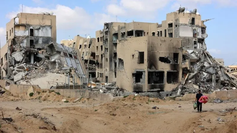 قصف يستهدف معبر كرم أبو سالم الحدودي بين غزة وإسرائيل وحماس تعلن مسؤوليتها