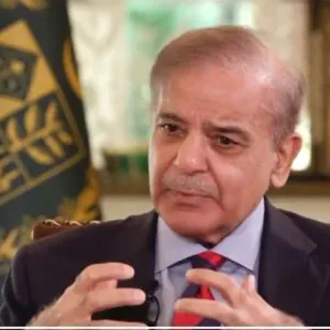 بالفيديو.. رئيس الحكومة الباكستانية: ولي العهد حوّل السعودية إلى نموذج يُحتذى به عالميا