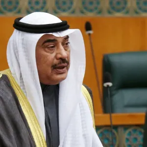 ولي عهد الكويت الجديد الشيخ صباح الخالد يؤدي اليمين أمام الأمير