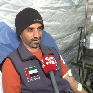 أطباء متطوعون إماراتيون ينظمون حملة للتبرع بالدم في قطاع غزة