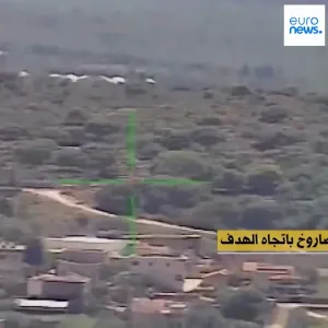 عبر "𝕏": لقطات نشرها حزب الله توثق لحظة استهدافه بمُسيرة موقعًا عسكريًا إسرائيليًا موقعًا 19 جريحًا...