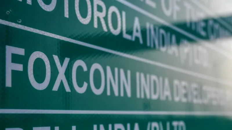 مطالبات للحكومة الهندية بالتحقيق في ممارسات التوظيف لدى شركة فوكسكون