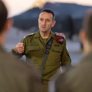 إعلام عبري: ضباط كبار بالجيش "الإسرائيلي" يعتزمون الاستقالة