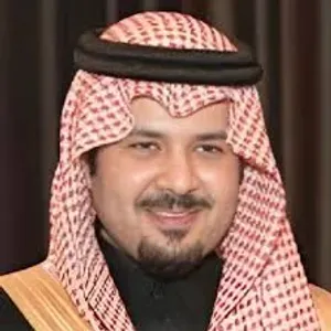 أمير المدينة المنورة يهنئ وزير التعليم لاعتماد مدن سعودية ضمن مدن التعلّم العالمية