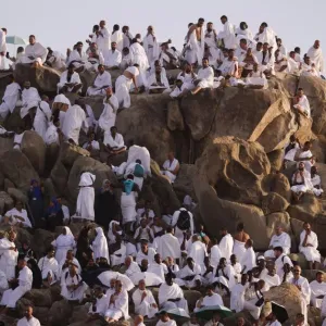 «الإمارات للإفتاء» يُوضّح فضل صيام يوم عرفة