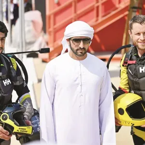 حمدان بن محمد يشهد جانباً من بطولة دبي للبدلات النفاثة