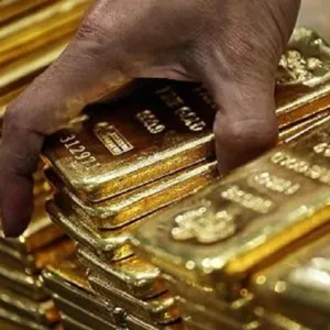 "قضية الذهب الكبرى".. قرار جديد من هيئة مصرية بحق رجل الأعمال هشام الحاذق