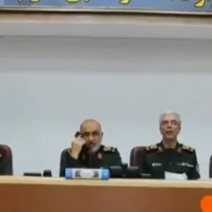 شاهد : فيديو متداول  لحظة إعلان قائد الحرس الثوري الإيراني بدء الهجوم على إسرائيل