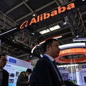 إيرادات Alibaba دون التوقعات لكنها قامت بزيادة برنامج إعادة شراء الأسهم بمقدار 25 مليار دولار