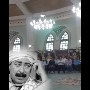 من داخل المسجد.. الحزن يسيطر على أسرة الفنان صلاح السعدني