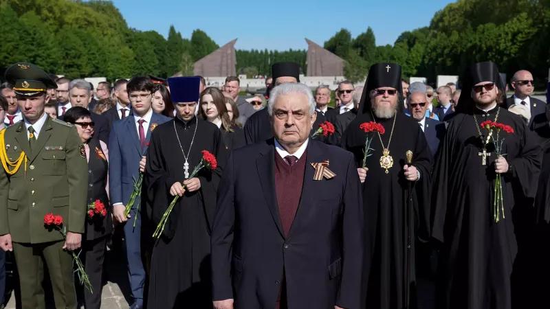 فيديو. شاهد: سفير روسيا في ألمانيا يشارك في تكريم أرواح ضحايا الحرب العالمية الثانية