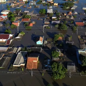 ارتفاع جديد لعدد ضحايا فيضانات البرازيل