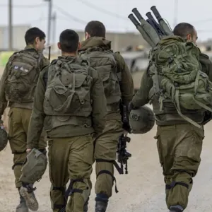 غانتس يكشف أسباب قرار تجنيد الحريديم في الجيش الإسرائيلي