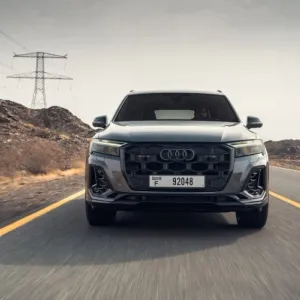 الفخامة الرحبة تصل إلى اودي النابودة للسيارات مع سيارة Q7 Audi الجديدة ذات السبعة مقاعد