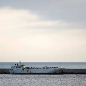 إسبانيا تمنع السفن المُحمّلة بأسلحة لإسرائيل من الرسو في موانئها