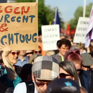 ألمانيا- تأييد لتشديد القانون الجنائي لتحسين حماية الساسة