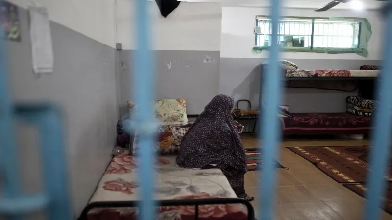 الولادة خلف القضبان… شبح يلاحق الأسيرات الفلسطينيات في سجون الاحتلال